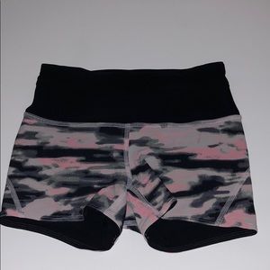 Reversible spandex shorts